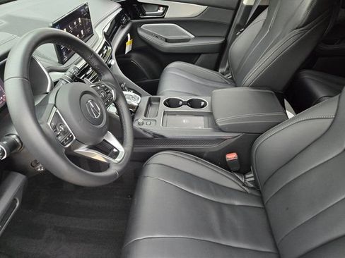 Certified 2026 Acura MDX w/ Technology Package FWD image 13