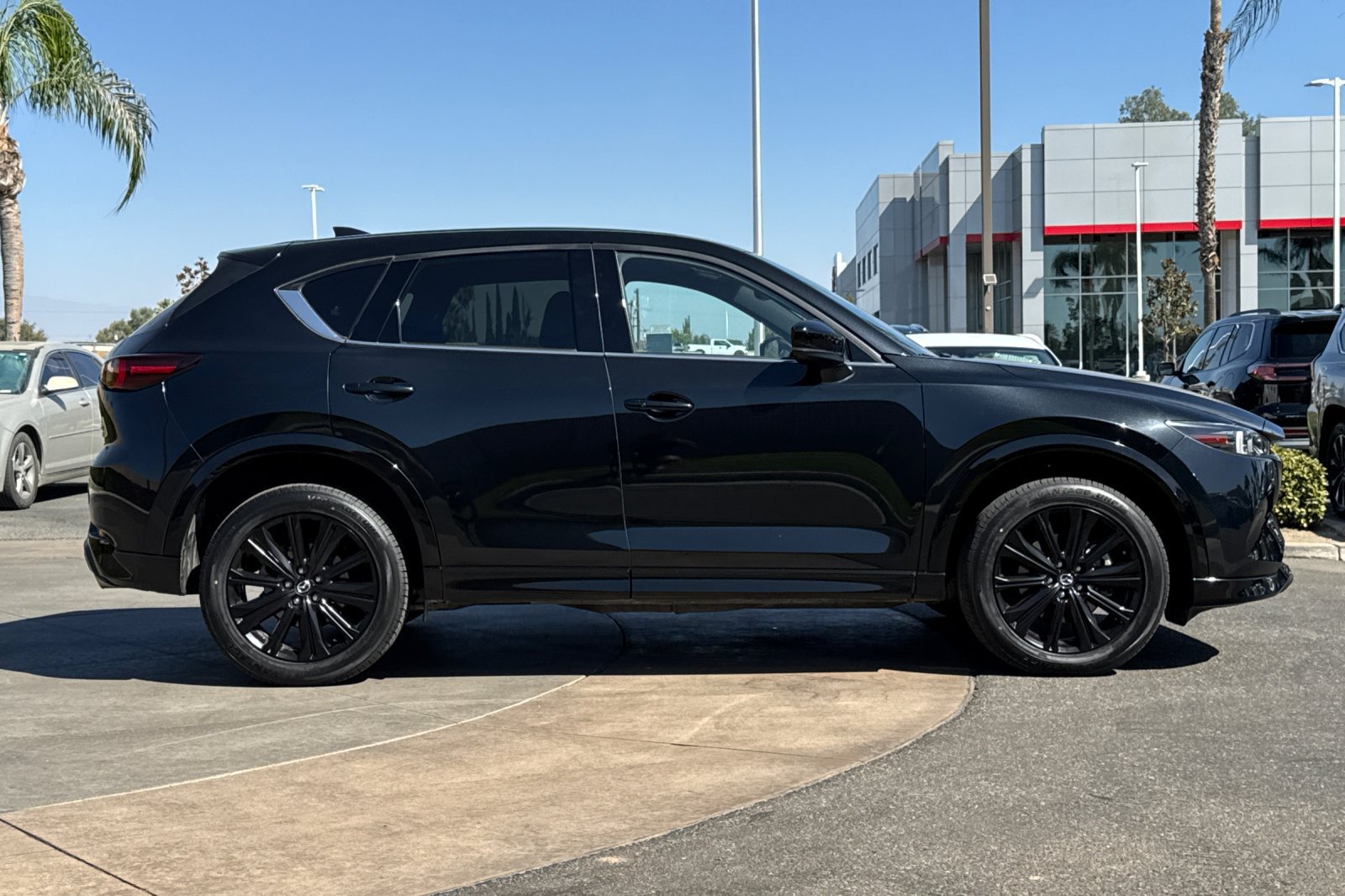 Used 2024 MAZDA CX-5 2.5 Turbo w/ Premium Package AWD/4WD image 3