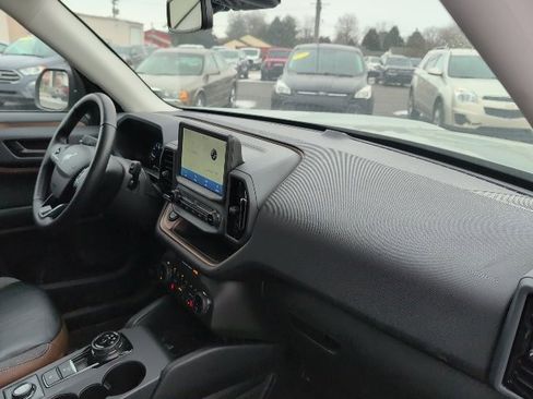 Used 2023 Ford Bronco Sport Outer Banks image 9