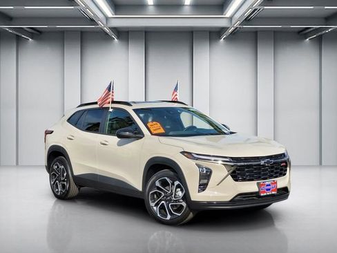 New 2026 Chevrolet Trax RS w/ Sunroof Package image 1