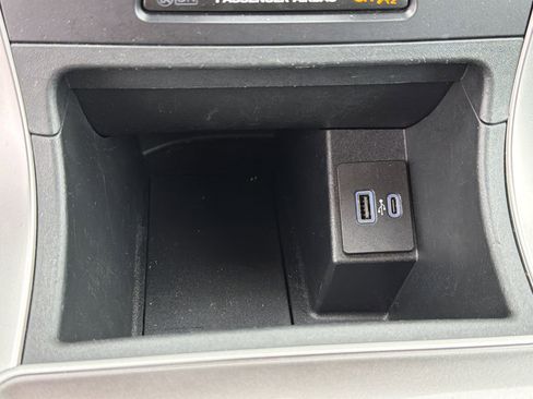 Certified 2024 Ford Edge SEL image 7