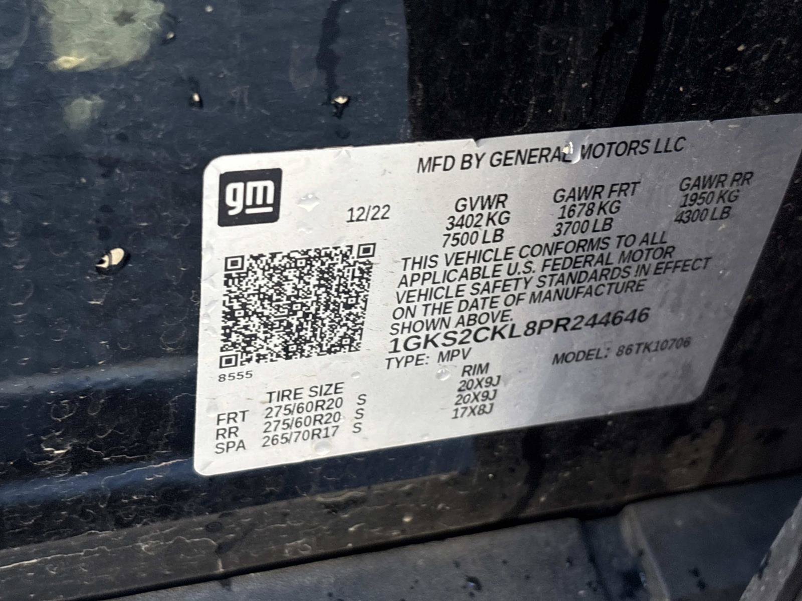 Used 2023 GMC Yukon AT4 w/ Technology Package AWD/4WD image 27