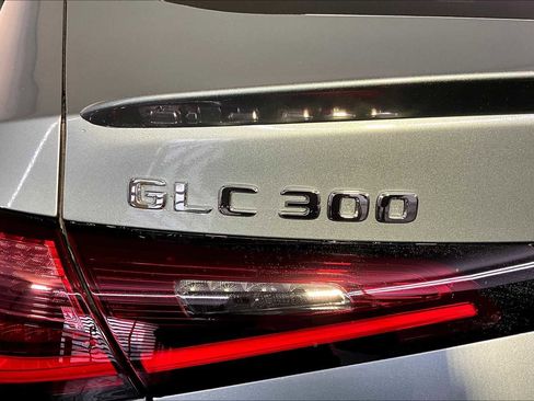 New 2026 Mercedes-Benz GLC 300 4MATIC image 6