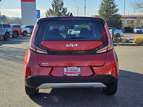 Used 2024 Kia Soul LX w/ Option Group 015 image 6