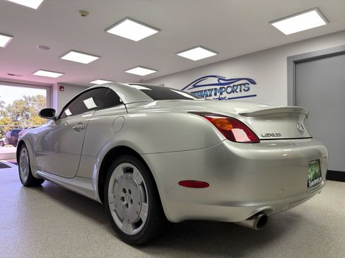 Used 2003 Lexus SC 430 Convertible RWD image 9
