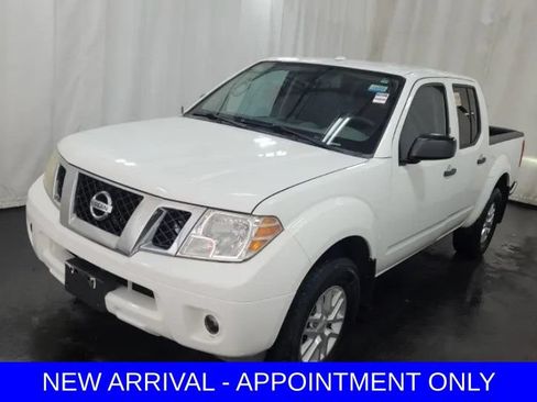 Used 2016 Nissan Frontier SV w/ SV Value Truck Package AWD/4WD image 1