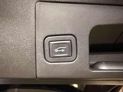 Used 2019 Cadillac XT5 Luxury AWD/4WD image 11