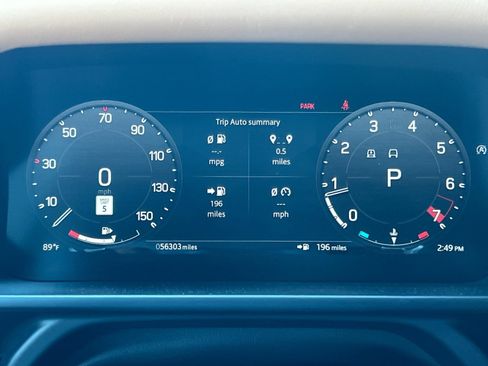 Used 2023 Land Rover Defender 110 V8 AWD/4WD image 24