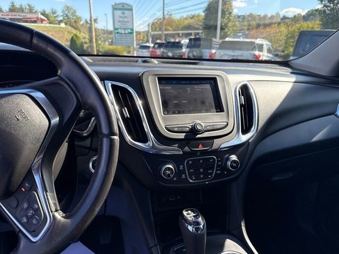Used 2020 Chevrolet Equinox LT image 19