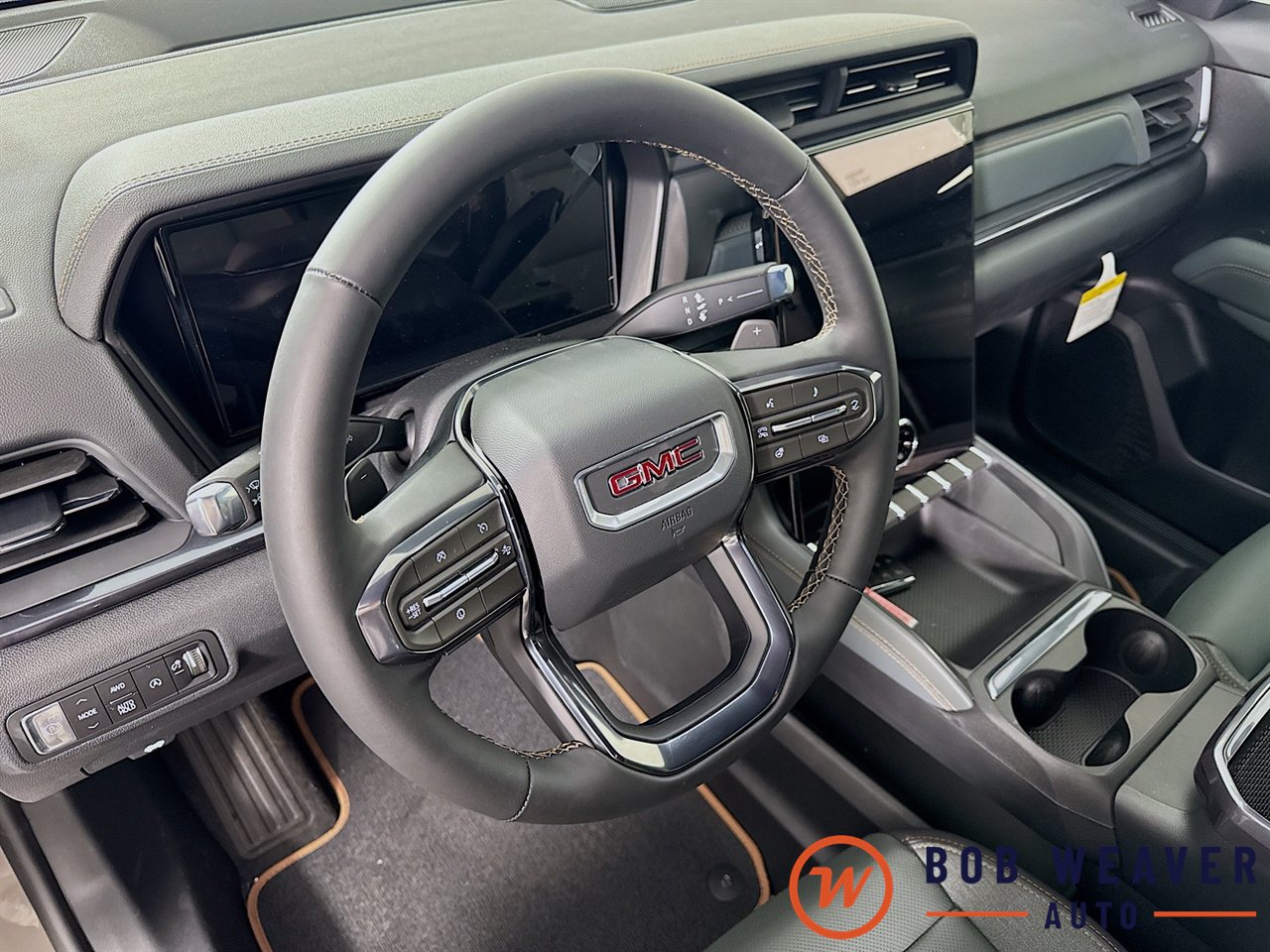 New 2026 GMC Terrain AT4 w/ Technology Package II AWD/4WD image 11