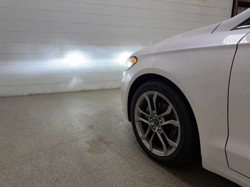 Certified 2020 Ford Fusion SEL image 29