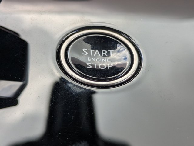Used 2024 Land Rover Range Rover Sport SE AWD/4WD image 28