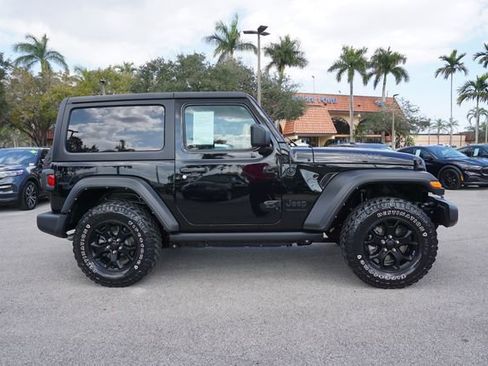 Used 2022 Jeep Wrangler Willys image 15