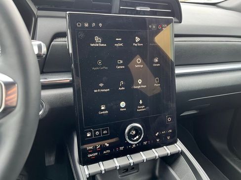 Used 2026 GMC Terrain Elevation w/ Elevation Premium Package image 19