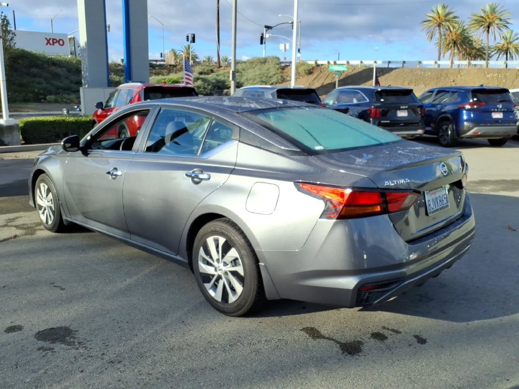 Used 2019 Nissan Altima 2.5 S FWD image 8