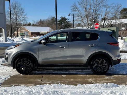 Used 2020 Kia Sportage S image 15