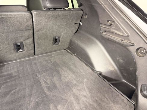 Used 2024 Chevrolet Equinox EV LT image 6