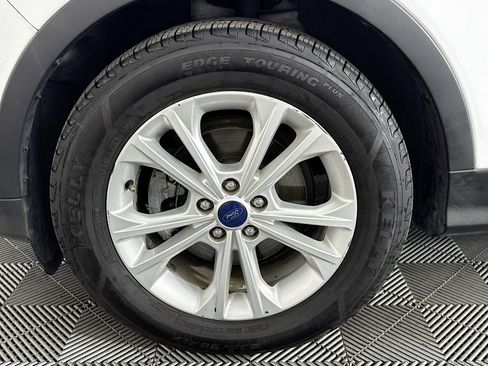 Used 2018 Ford Escape SE FWD image 36