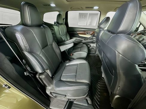 Used 2022 Subaru Ascent Touring w/ Popular Package #2A AWD/4WD image 38
