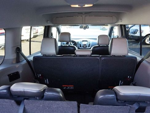 Used 2017 Ford Transit Connect XLT w/ XLT Premium Package FWD image 10