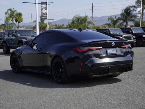 Used 2023 BMW M4 Competition w/ Executive Package RWD image 3