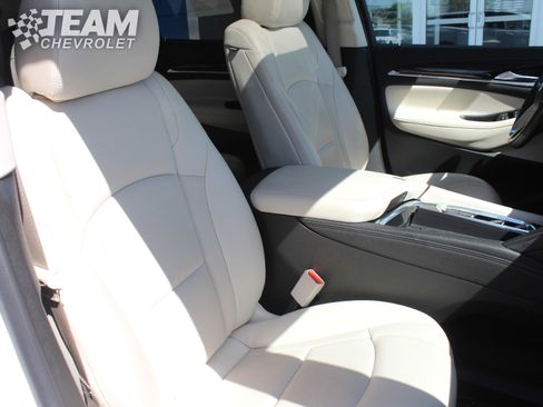 Used 2023 Buick Enclave Essence w/ Experience Buick Package AWD/4WD image 30