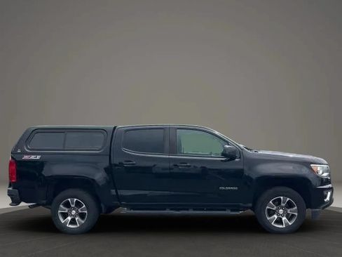 Used 2018 Chevrolet Colorado Z71 AWD/4WD image 10
