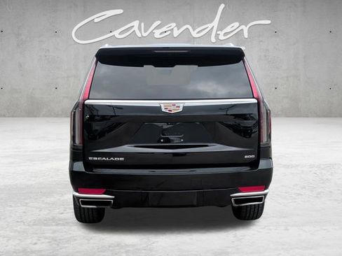 Used 2024 Cadillac Escalade Premium Luxury image 15