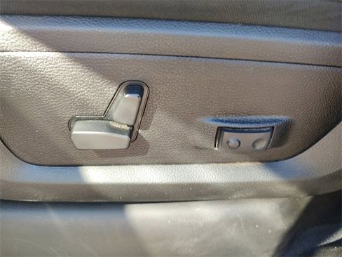 Certified 2024 RAM 2500 Big Horn image 30