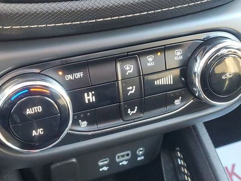 Used 2023 Chevrolet TrailBlazer ACTIV w/ Sun and Liftgate Package image 18