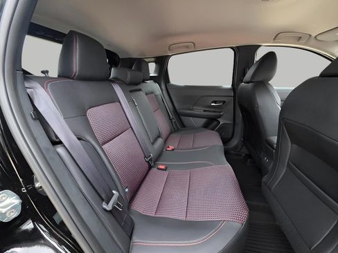 New 2026 Nissan Kicks SR w/ Cold Weather Package image 9