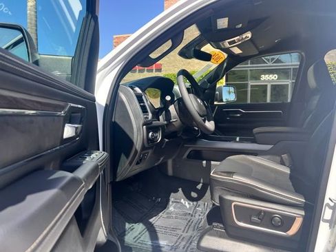 Used 2026 RAM 1500 Laramie AWD/4WD image 2