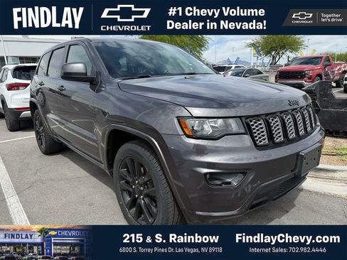 Used 2017 Jeep Grand Cherokee Altitude RWD image 1
