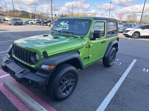 Used 2025 Jeep Wrangler Sport S image 1