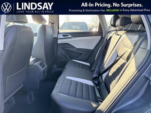 New 2026 Volkswagen Taos SEL AWD/4WD image 10
