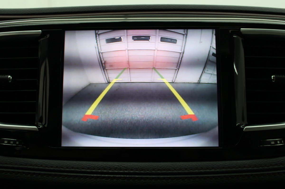 Used 2020 Chrysler Pacifica Limited FWD image 19