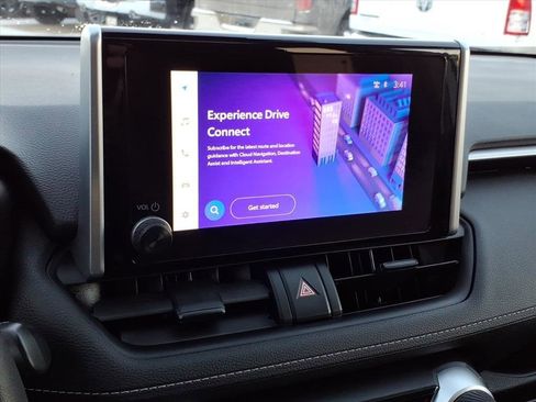 Used 2024 Toyota RAV4 XLE image 21