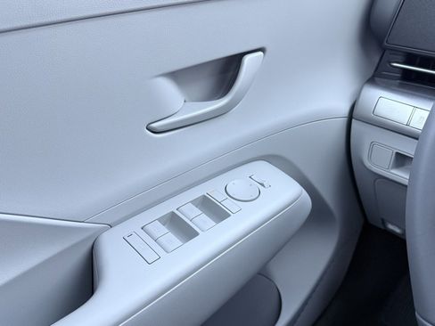 New 2025 Hyundai Kona SEL image 11