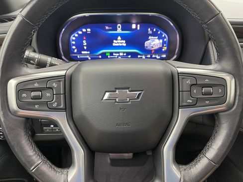 Used 2022 Chevrolet Tahoe Z71 w/ Z71 Off-Road Package AWD/4WD image 23