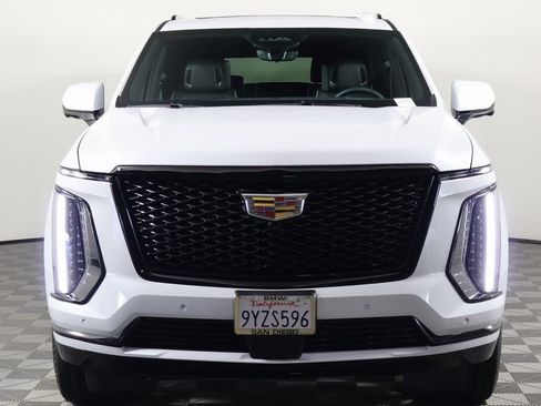 Used 2026 Cadillac Escalade ESV Sport w/ Touring Package AWD/4WD image 2