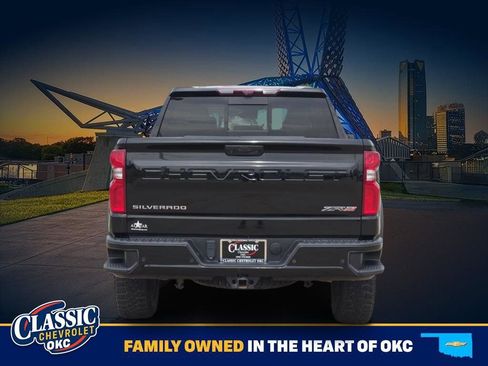 Used 2024 Chevrolet Silverado 1500 ZR2 w/ Technology Package AWD/4WD image 6