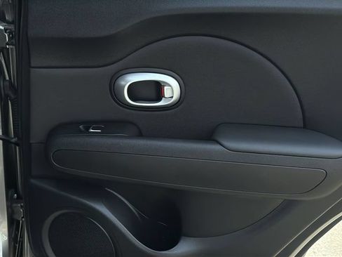 Used 2017 Kia Soul w/ Convenience Package FWD image 35