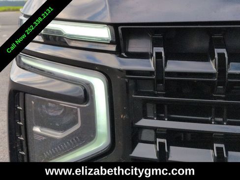 Used 2025 Chevrolet Tahoe Z71 AWD/4WD image 10