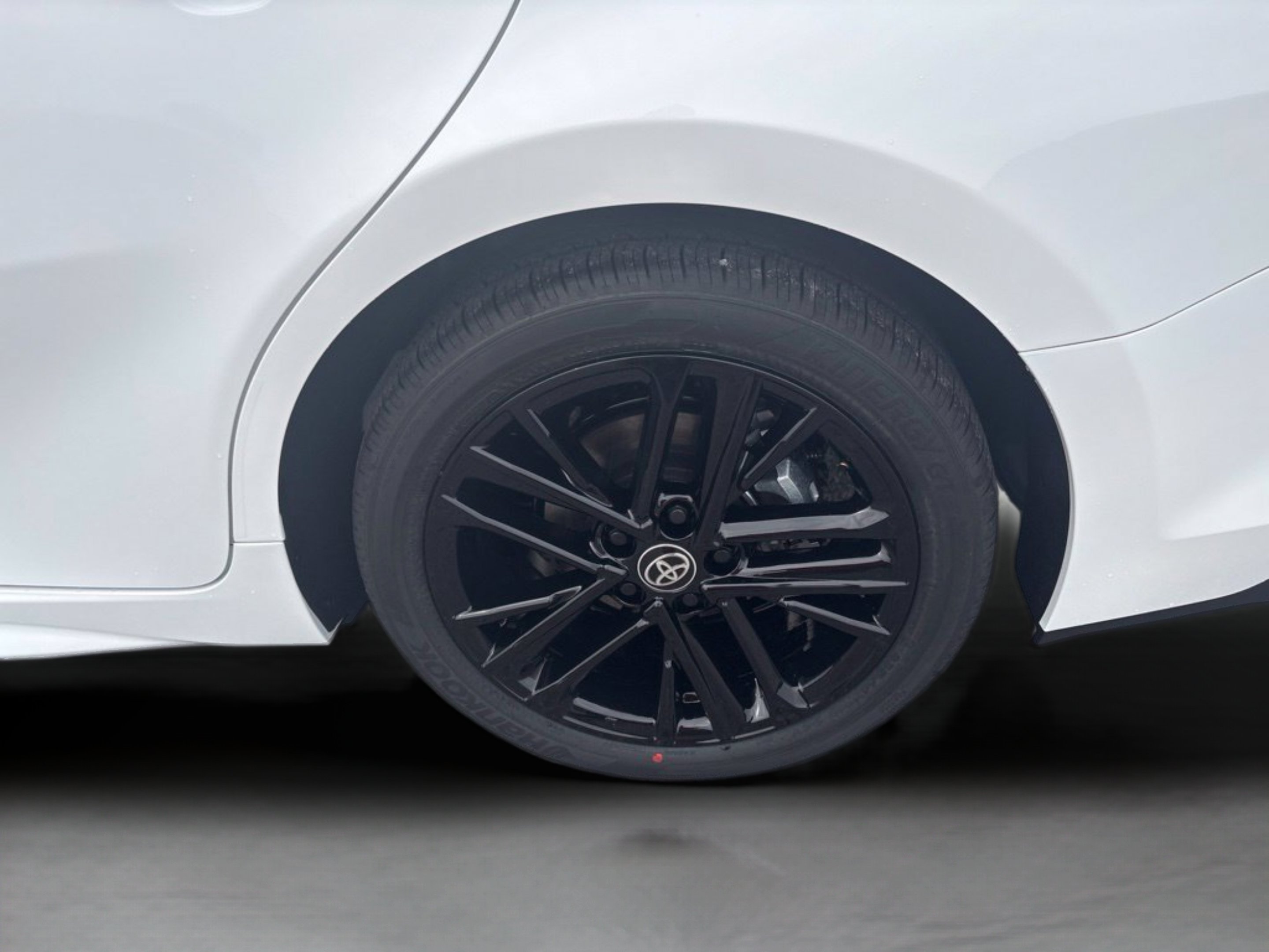 New 2026 Toyota Camry SE FWD image 28