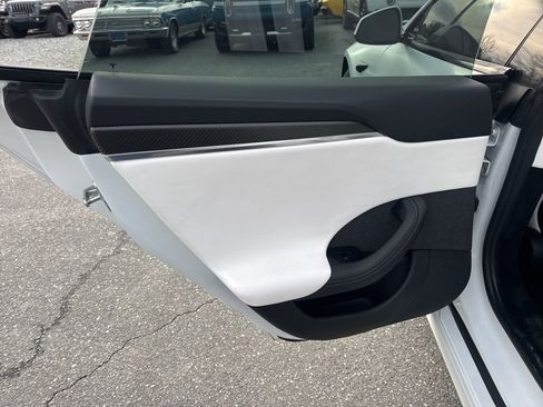 Used 2022 Tesla Model S Plaid image 29