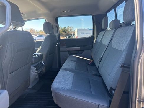 Used 2022 Ford F150 XLT w/ Equipment Group 302A High image 10