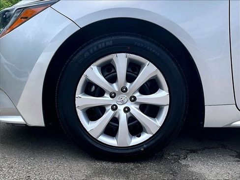 Used 2024 Toyota Corolla LE FWD image 7