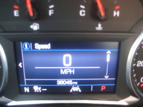 Used 2021 GMC Terrain SLE w/ Driver Convenience Package image 25