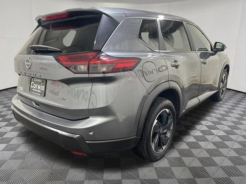 Used 2025 Nissan Rogue SV AWD/4WD image 7