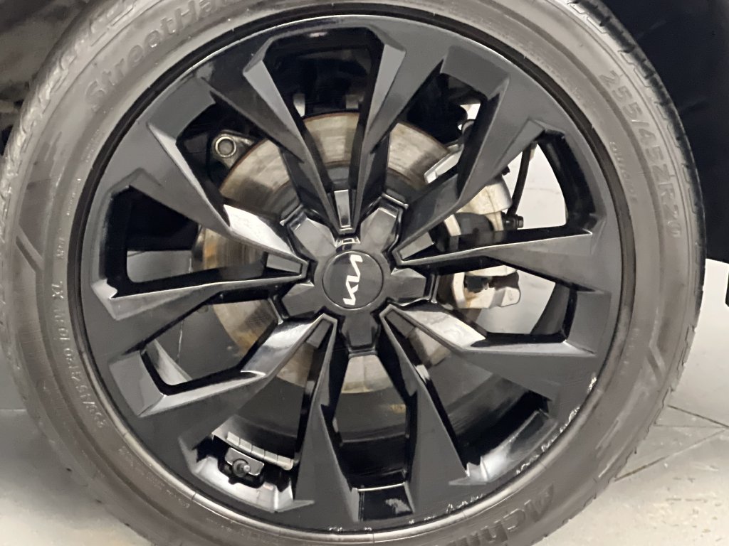 Used 2023 Kia Sorento SX AWD/4WD image 78